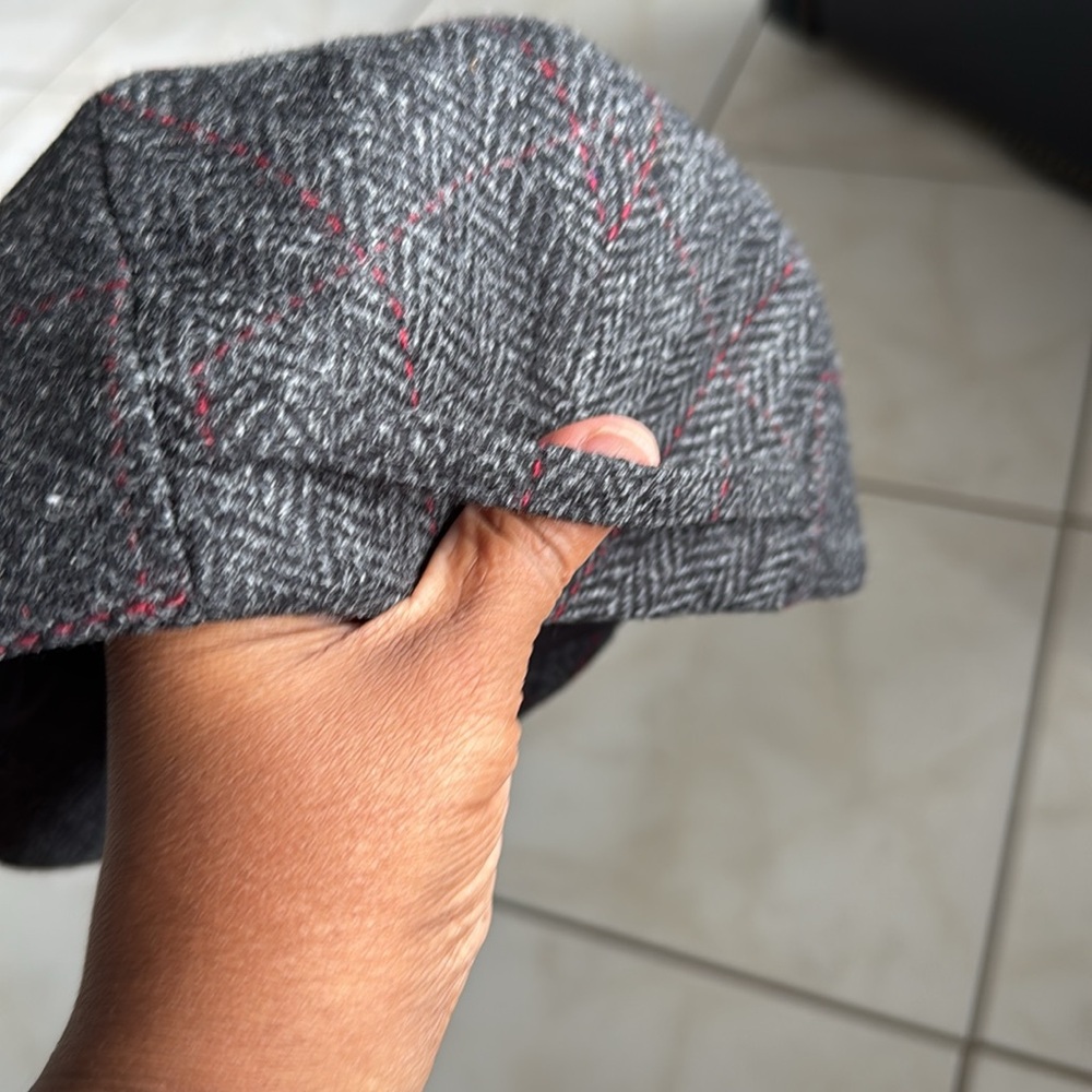 Mucros Weavers Irish Flat Tweed Cap - Picture 9 of 9